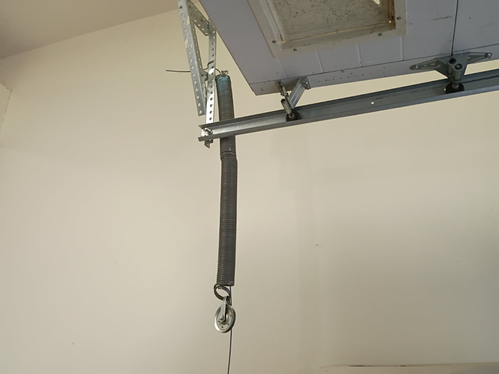 Garage Door Cable Repair